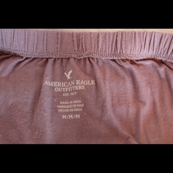 American Eagle floral off the shoulder top - Picture 3 of 3